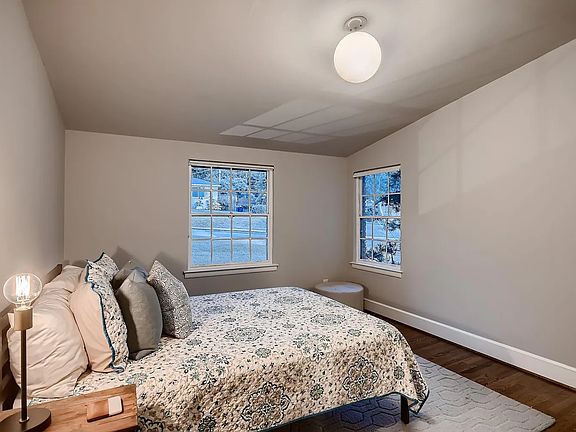 Bedroom option 2. Selected bedroom will be unfurnished.