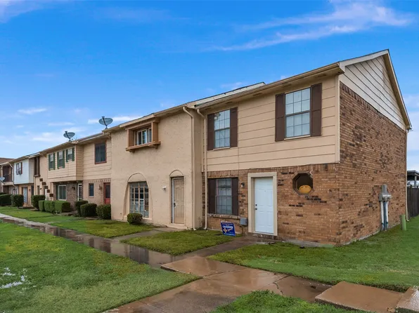 31 E Creek Ln APT 17, Grand Prairie, TX 75052