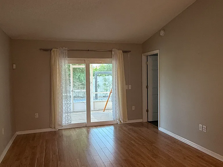 226 Tree Branch Ln — Photo 6
