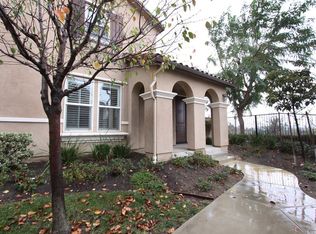 820 E Ruby Lace Way, Azusa, CA 91702