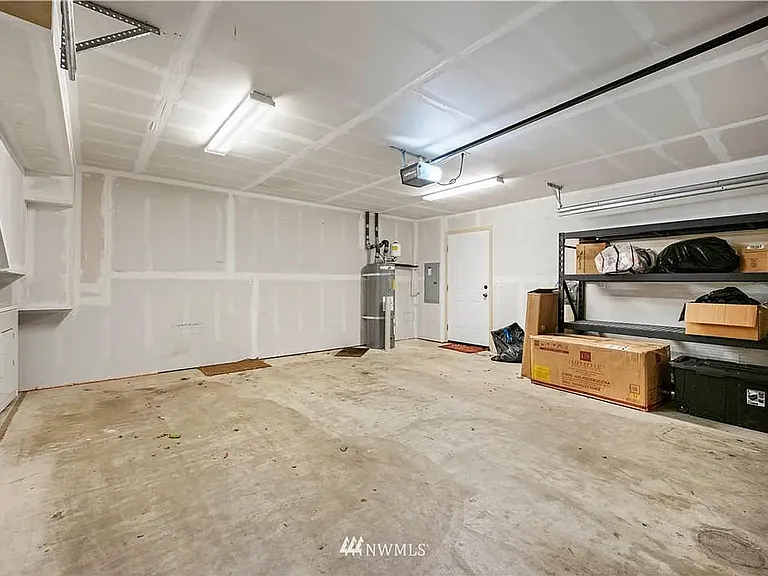 1017 W Main St #C101 — Photo 27
