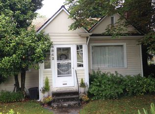 6842 35th Ave NE, Seattle, WA 98115