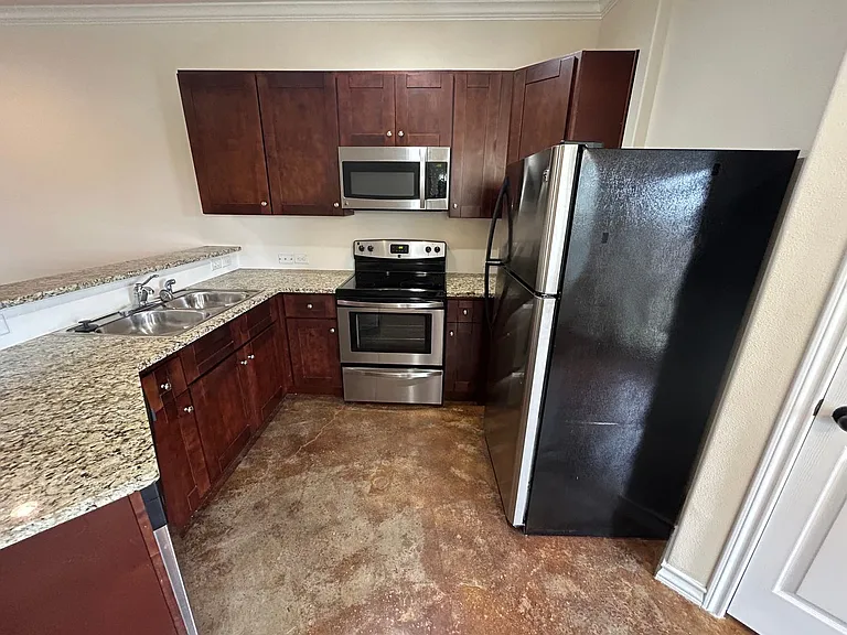 622 Meadow Arbor Ln — Photo 7