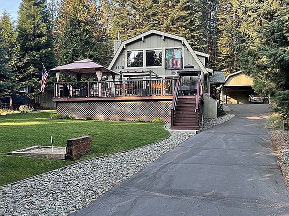 3rd image of 1115 Peninsula Dr