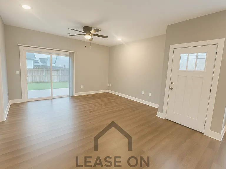 12123 W Cora St — Photo 7