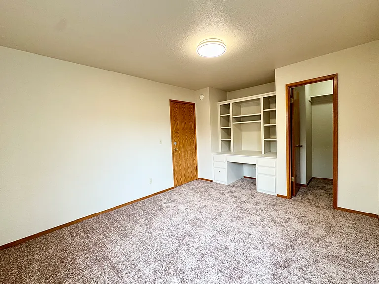 721 William Ct — Photo 20
