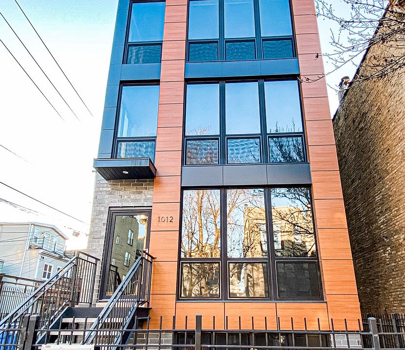 1st image of 1012 N Paulina St APT 1