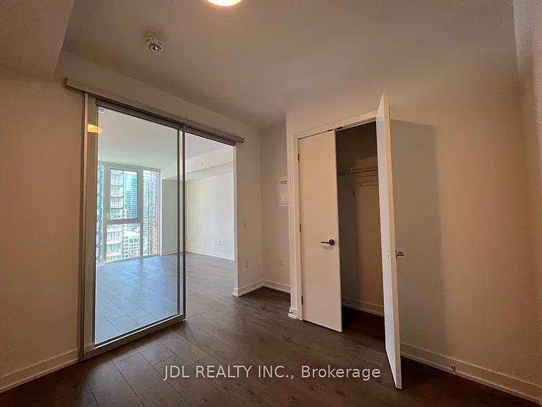 357 King St W #2804 — Photo 10