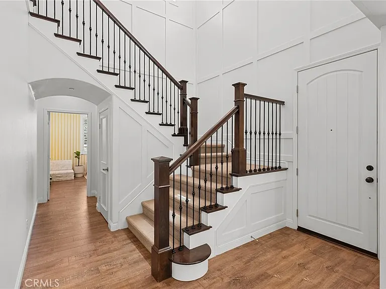 33 Gamella St — Photo 2