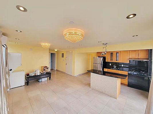 5th image of 4721 8th Ave APT 7A