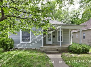 2020 N Prospect Ave, Springfield, MO 65803