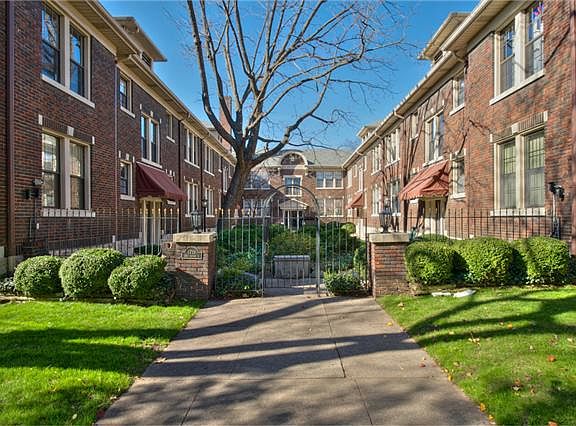 2nd image of 1711 18th Ave S APT C1