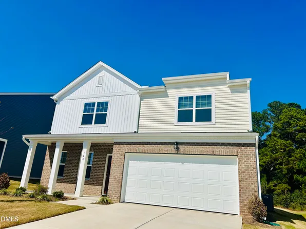 140 N Keatts Winner Ct, Clayton, NC 27520