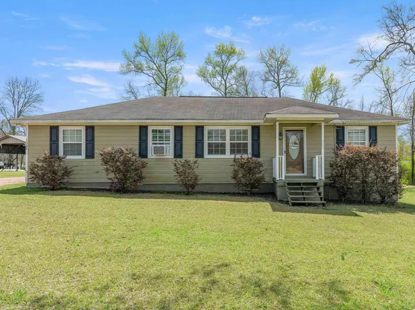 1364 Patton Rd, Mount Olive, AL 35117