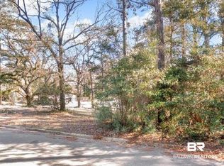 1935 Wildwood Pl, Mobile, AL 36609