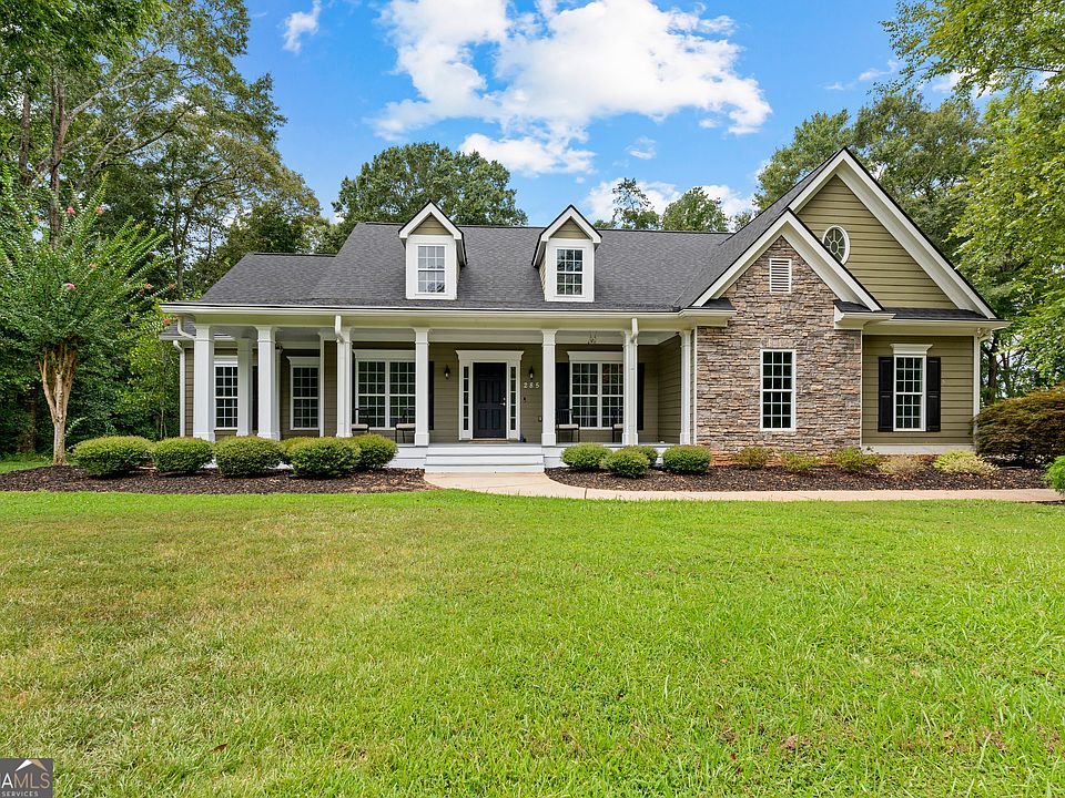 1st image of 285 Huckaby Rd