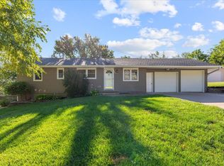 215 Wendy Heights Rd, Council Bluffs, IA 51503
