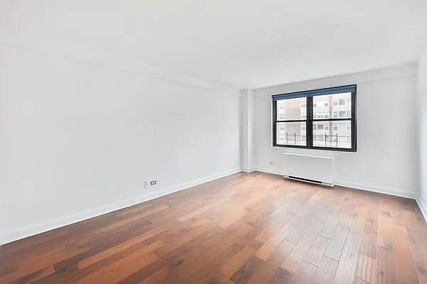 Sold by Town Residential | media 27