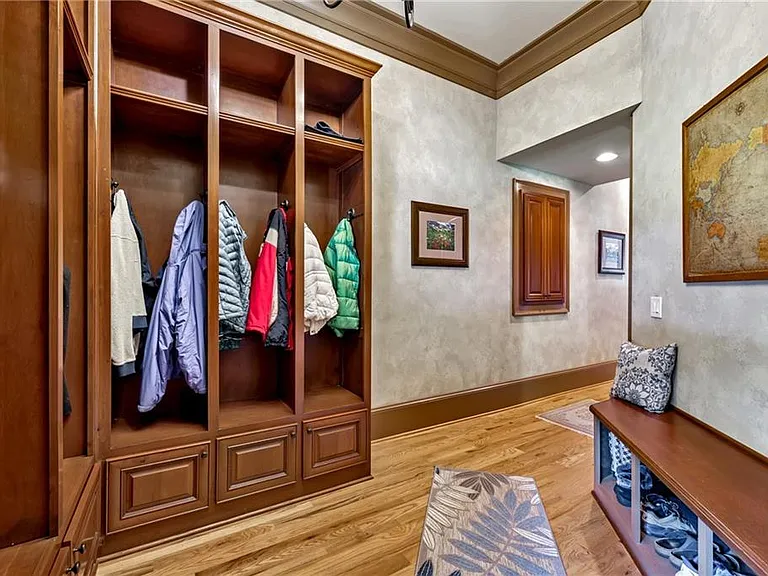 6407 Grand Marina Cir — Photo 45