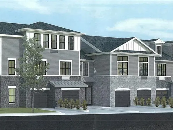 823 Anderson Ave, Fort Lee, NJ 07024