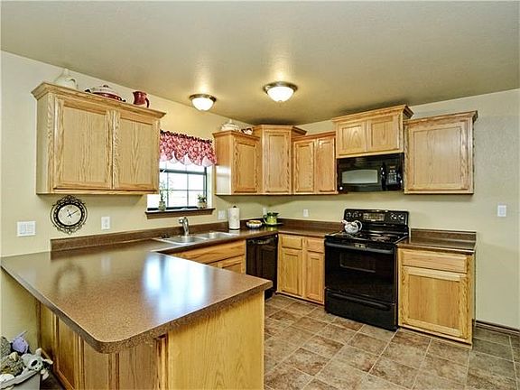 Plenty of counter space for any chef!