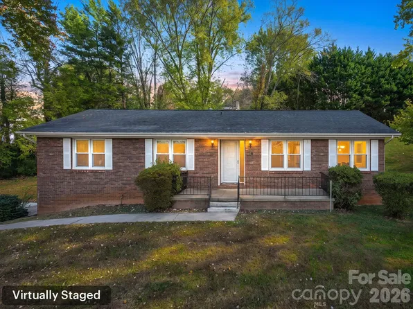 16 Sun Valley Ct, Alexander, NC 28701