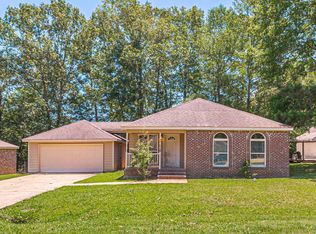 211 Forbes Dr, Byram, MS 39272