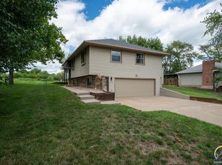 3900 SE 23rd Ter, Topeka, KS 66605