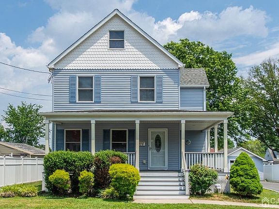 3rd image of 278 Oak Ave