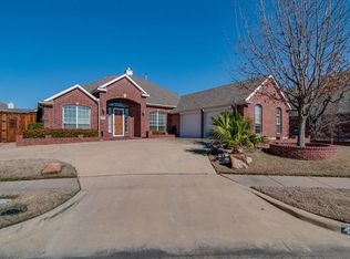 4538 Warbler Ln, Garland, TX 75043