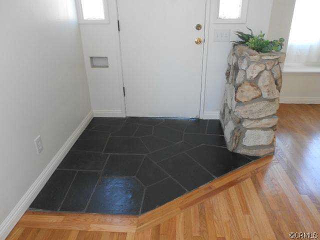 1st image of 6218 McKnight Dr
