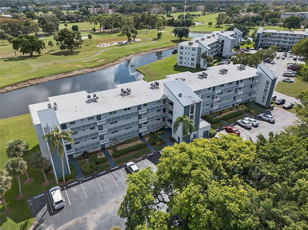 1550 NW 80th Ave #303