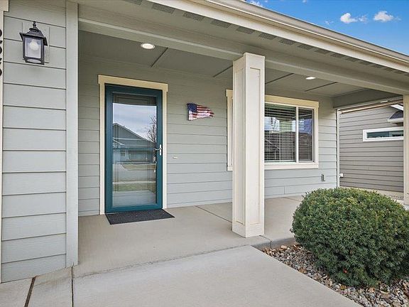 3rd image of 22511 E Penrose Ln