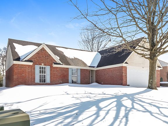 3rd image of 7762 Parkview Cir E