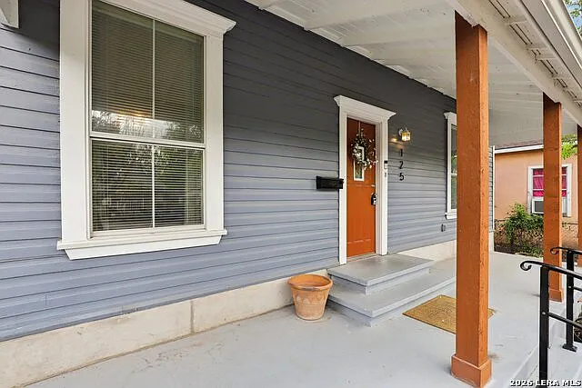 3 bed, 2.0 bath, 1216 sqft, $1,600 — Photo 4