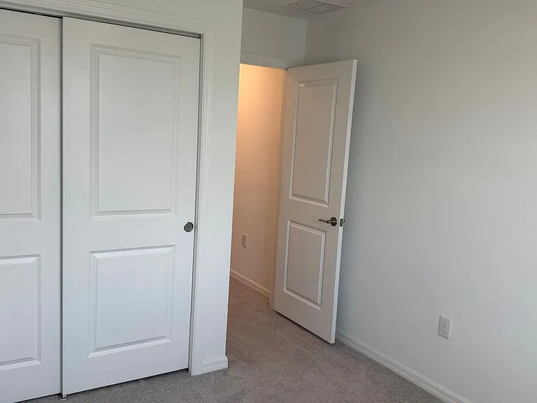 9024 Driven Snow St — Photo 24