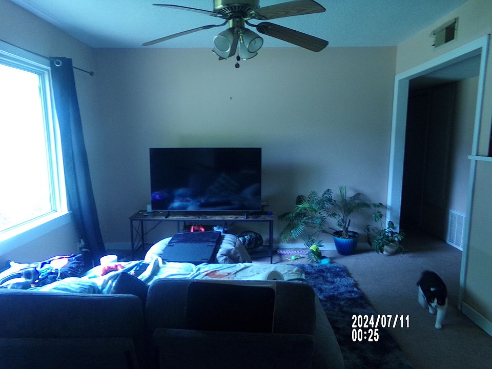 2nd image of 1004 W 8th St