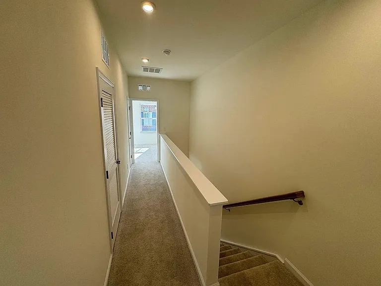 6326 Cleburne Ct — Photo 34