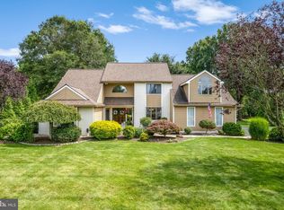 1004 Regimental Dr, West Chester, PA 19382