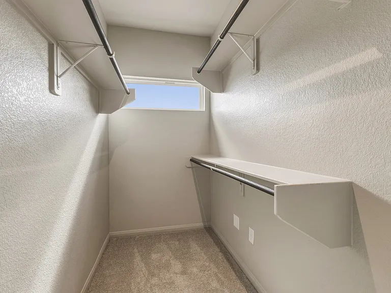 Guest Bedroom Walk-in Closet (Plan 2191)