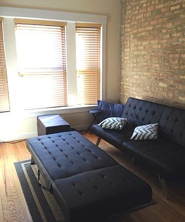 2nd image of 3052 W Sunnyside Ave #1W