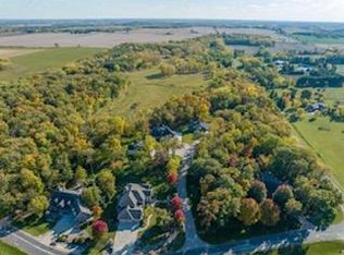 L1 Oak Savannah Ct #1, Marshall, WI 53559