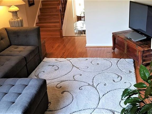 4th image of 4219 La Palma Ct