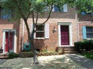 196 Farrell Ln, Fredericksburg, VA 22401