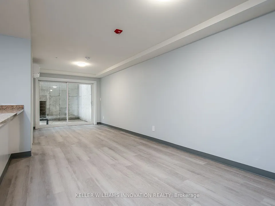 10 Queen St #2