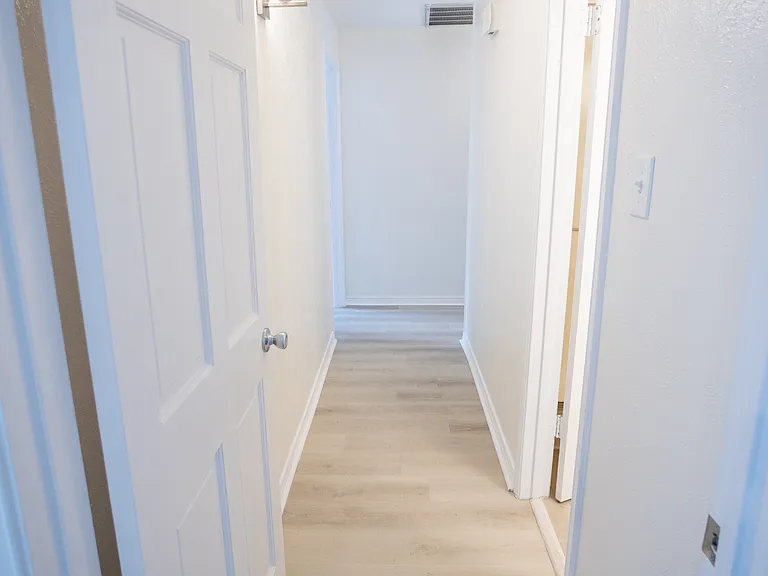 4403 Bellaire Dr S #222 — Photo 31