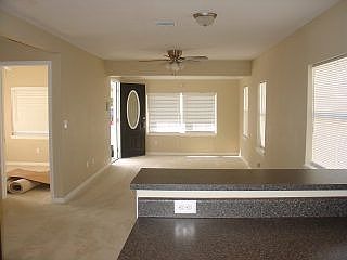 4th image of 410 Postell Ave