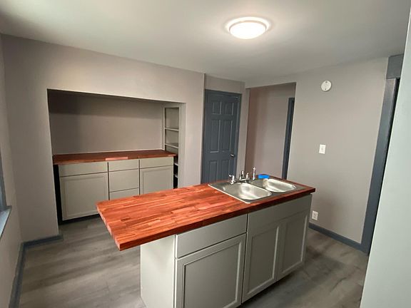 2nd image of 330 Auburn Ave #1