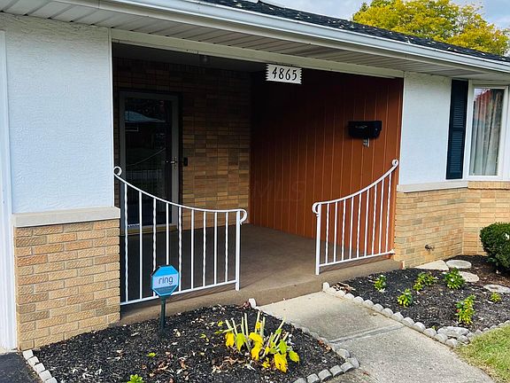 3rd image of 4865 Almont Dr