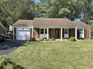 601 Checker Dr, Buffalo Grove, IL 60089